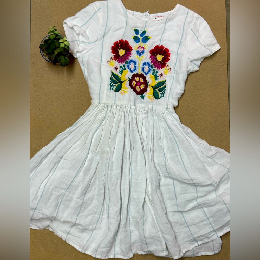 Morley Girls’ Embroidered Cotton Dress – Whimsical & Elegant!